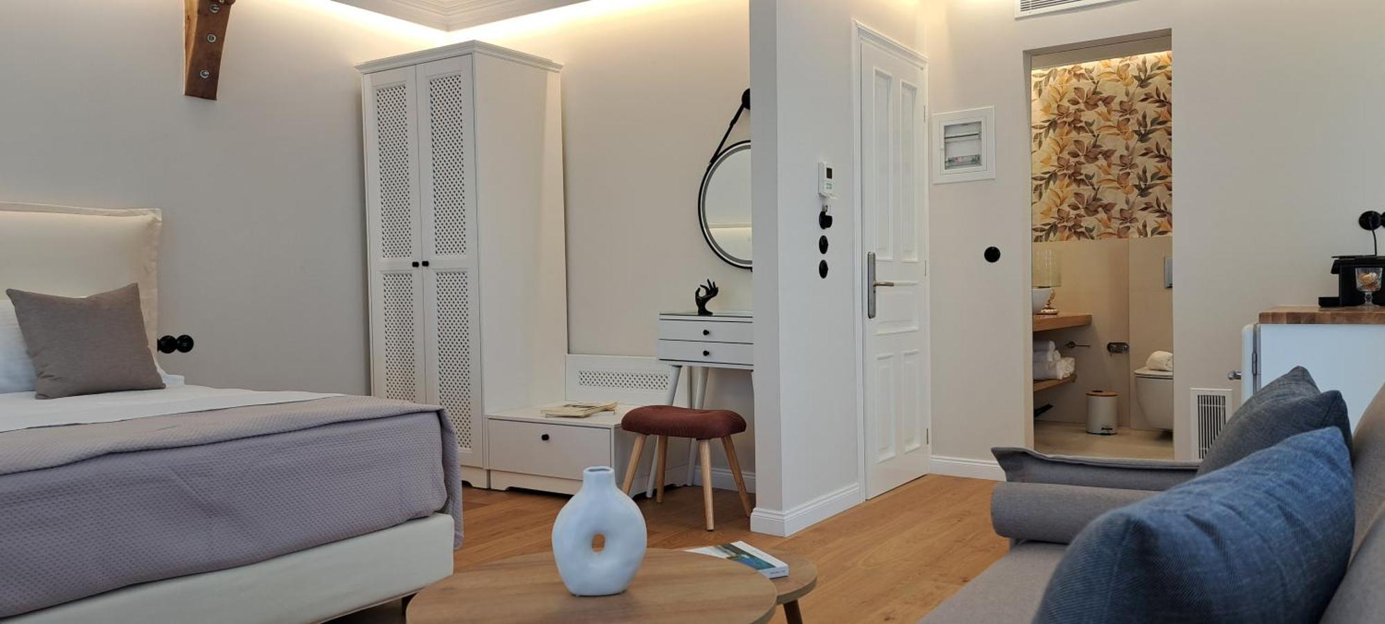Verani Suites Lefkas Town Лефкада Екстериор снимка